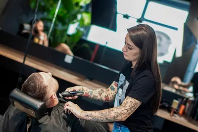 THE BLACK BARBER SHOP